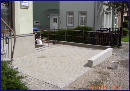 Neugestaltung / pflastern M&uuml;llplatz (nachher)